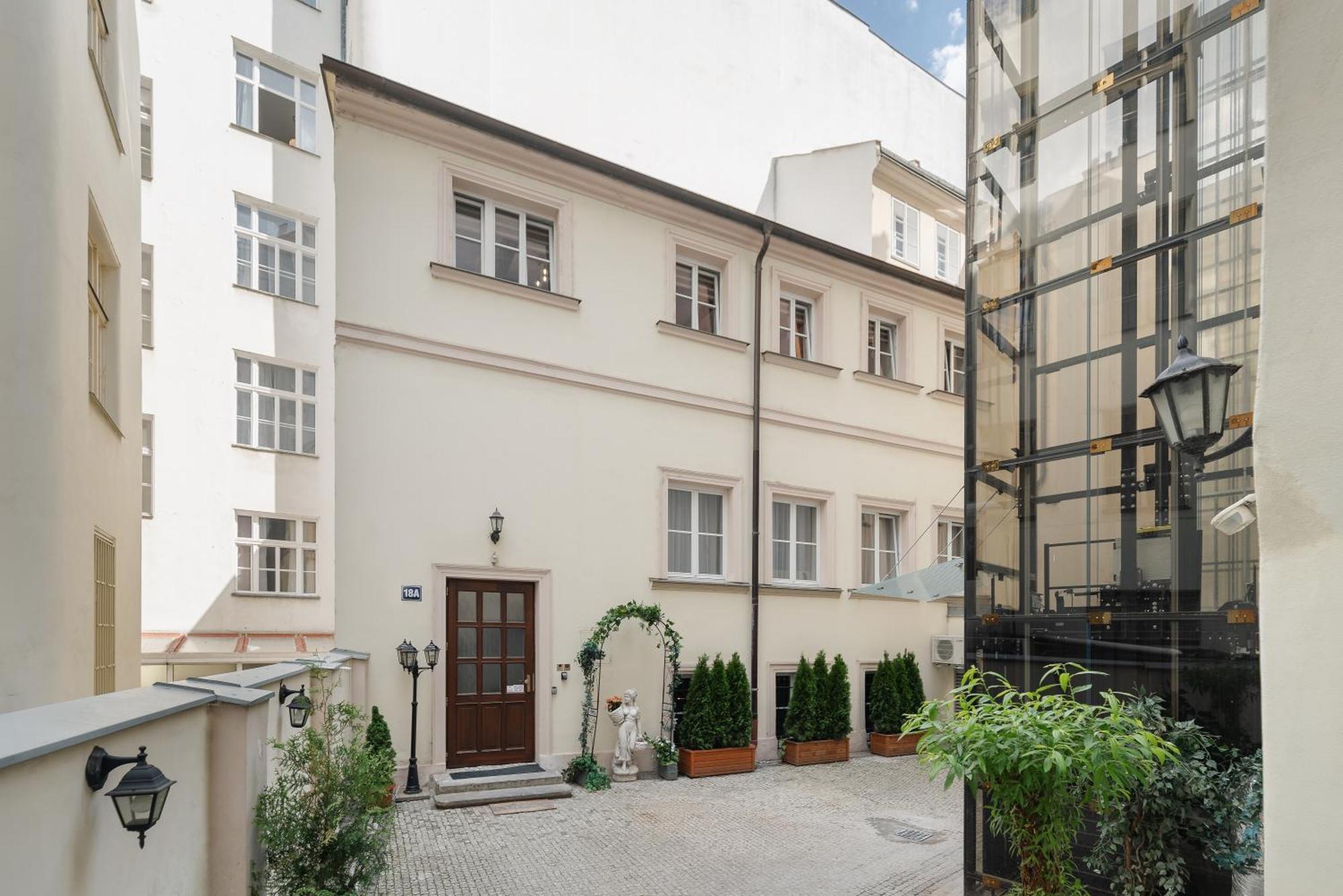 فندق Prague Old Town Liliova Garden المظهر الخارجي الصورة
